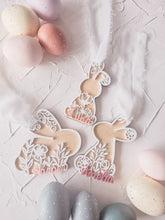 Load image into Gallery viewer, Floral Bunny Basket Tag
