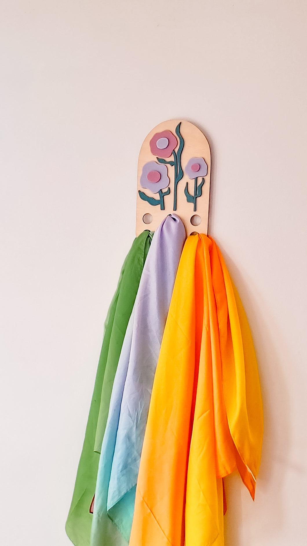 Floral Play Scarf Holder