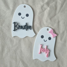 Load image into Gallery viewer, Ghost Gift Tag
